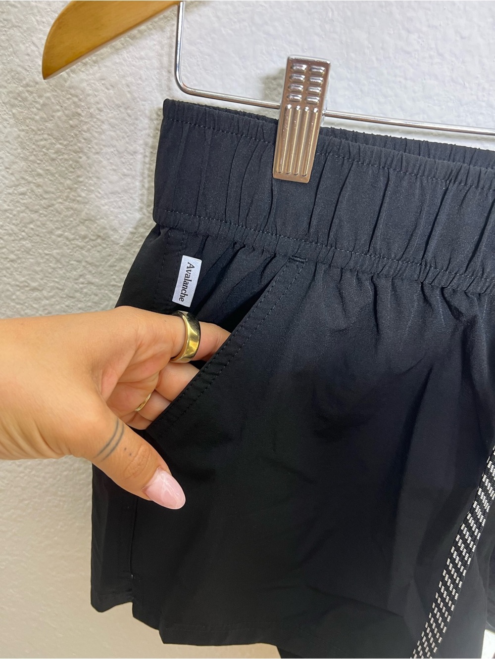 AVALANCHE • black Jordan athletic shorts 4” inseam size small - Picture 3 of 9